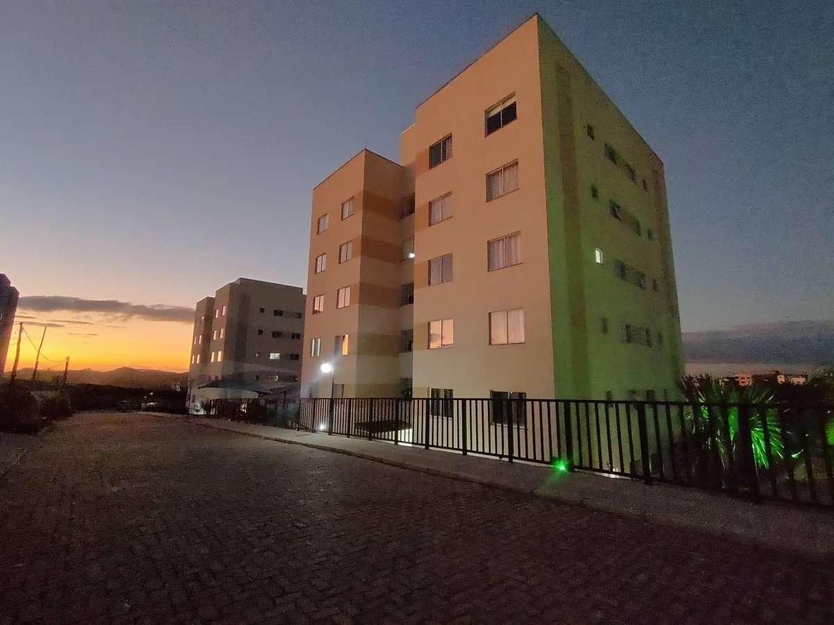 Apartamento à venda com 2 quartos - Santa Cecília,Barbacena