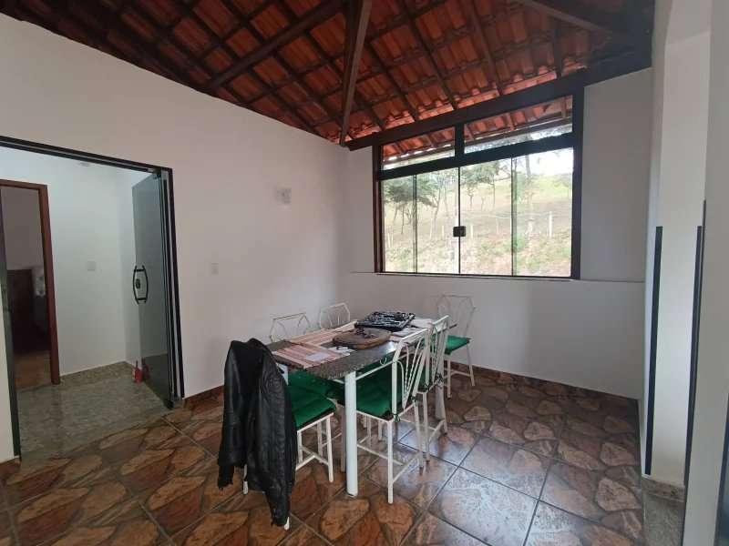 Casa à venda com 3 quartos - Caiçaras,Barbacena