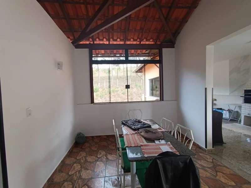 Casa Aconchegante com 3 Dormitórios e Área Gourmet - Alfa Imóveis