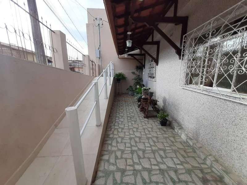 Casa à venda com 3 quartos, 53,76m² - São Pedro,Barbacena